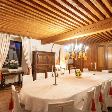 Manoir Majestueux A Avec Piscine Privee