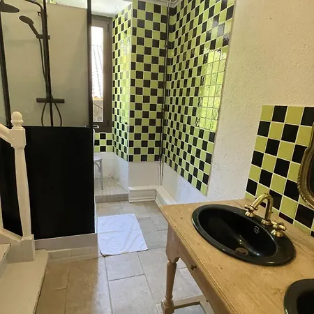 別荘 Manoir Majestueux A Avec Piscine Privee