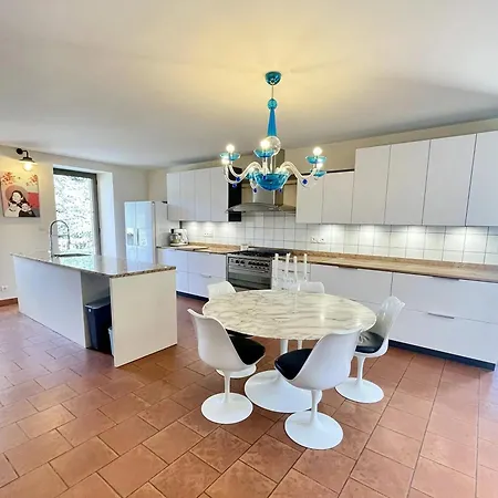 別荘 Manoir Majestueux A Avec Piscine Privee
