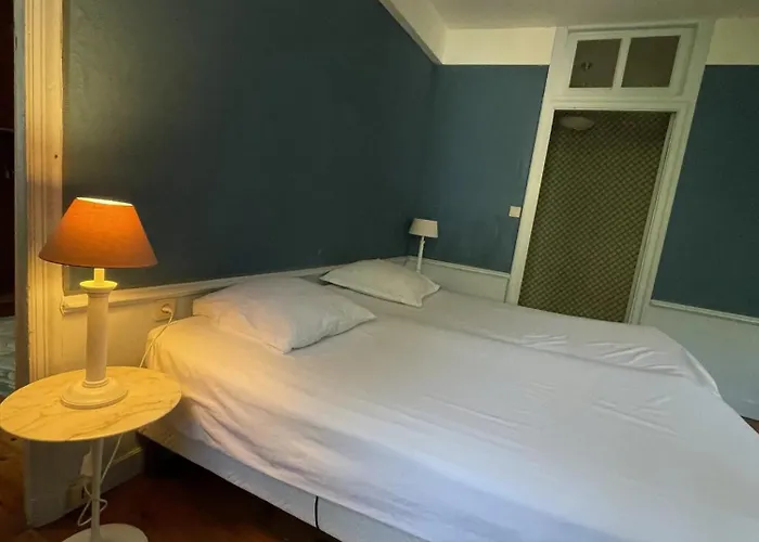 Сasa de vacaciones Manoir Majestueux à Avec Piscine Privée *