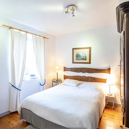 Demeure De 15 Avec Piscine Privee Jardin Clos Et Wifi A *