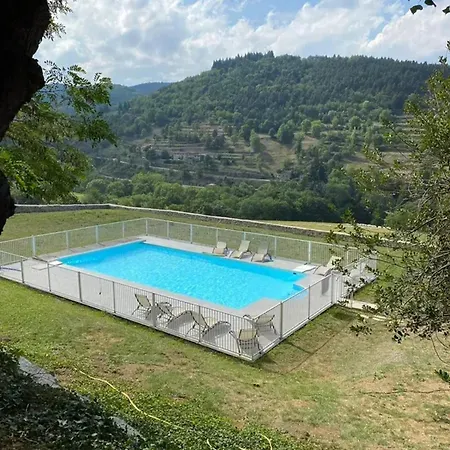 Demeure De 15 Avec Piscine Privee Jardin Clos Et Wifi A * Satillieu