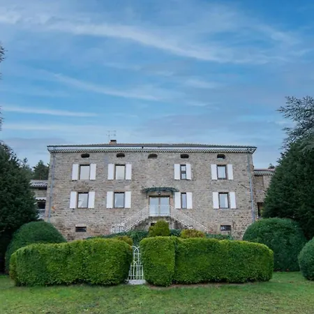 Manoir Majestueux à Avec Piscine Privée Satillieu