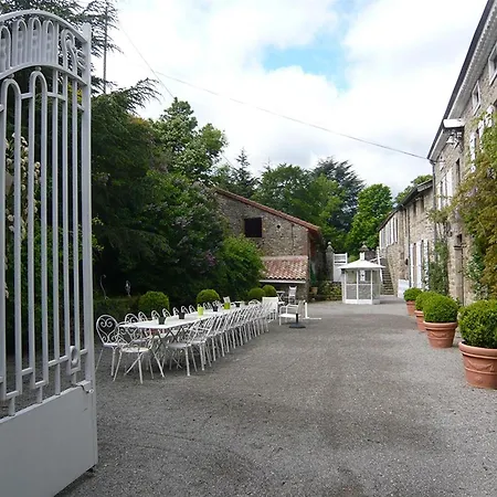Manoir Majestueux à Avec Piscine Privée * Satillieu